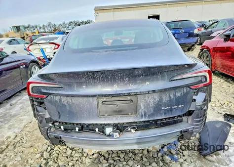 2024 Tesla Model 3 z USA, uszkodzony, nr VIN 5YJ3E1EB2RF797414